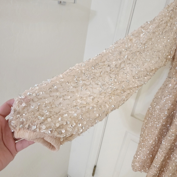 Mac Duggal | Flawed* Long Sleeve V Neck Embellished Mini Dress in Nude Size 6 - Picture 6 of 13